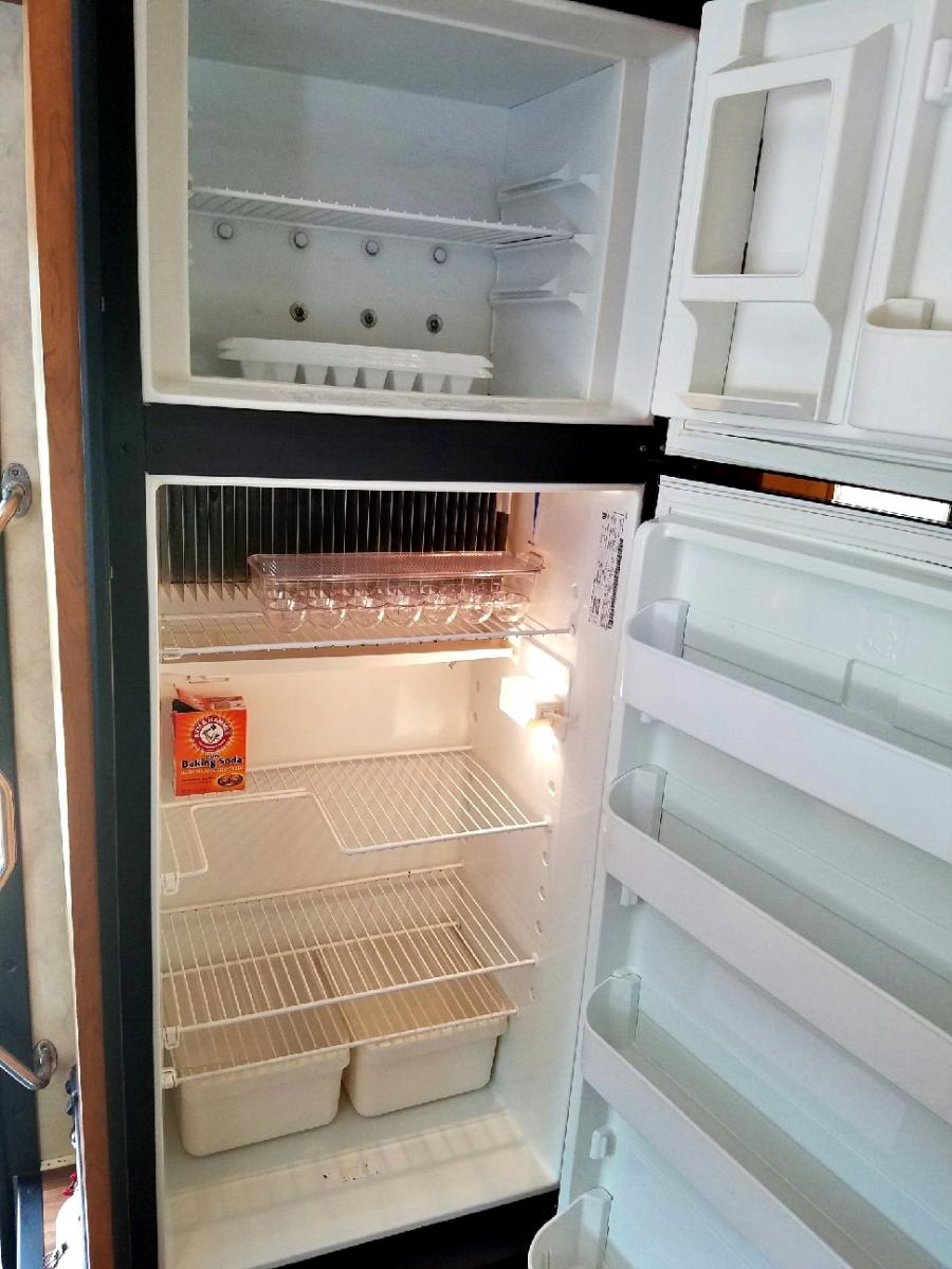 RefrigeratorInt